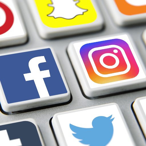 Social Media Accounts Scraper